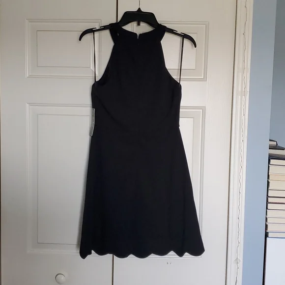 NWT Lulu's Black Dress with Scalloped Edges - Picture 4 of 5